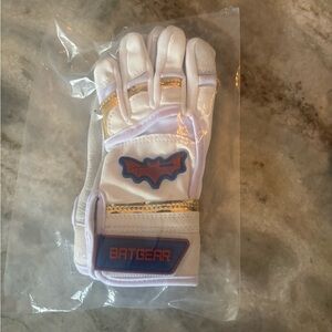 Kids Baseball Batting Gloves - White and Gold